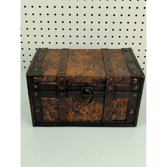 The Unbranded Brand Other - Wood‎ & Faux Leather Treasure Chest Trinket Box Halloween Prop